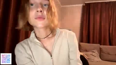 Molly online show from 10/10/25, 07:35