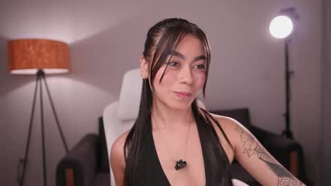 GIGI online show from 05/03/26, 06:19