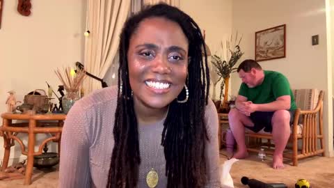 Snapshot of gigimcfee chatting on 03/02/25, 06:59 G Money online show from 03/02/25, 06:59