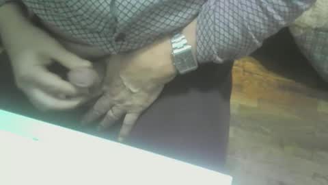 Snapshot of gigione54 chatting on 03/09/25, 04:38 gigione54 online show from 03/09/25, 04:38