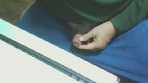 Snapshot of gigione54 chatting on 10/23/25, 05:18 gigione54 online show from 10/23/25, 05:18