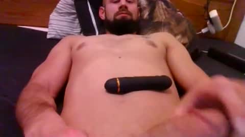 Snapshot of gigollo65 chatting on 02/27/25, 01:38 Moki online show from 02/27/25, 01:38