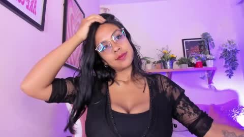 Snapshot of giisell chatting on 04/21/26, 12:33 giisell online show from 04/21/26, 12:33