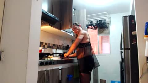 Snapshot of gikitrans chatting on 05/23/26, 05:50 gikitrans online show from 05/23/26, 05:50