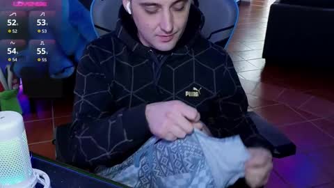 Snapshot of gil_gamesh2nd chatting on 02/02/26, 10:47 Mirko online show from 02/02/26, 10:47