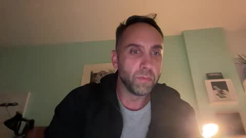 gilber10101 online show from 10/17/25, 01:09