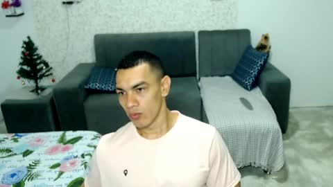 Snapshot of gilbert_marquez chatting on 12/20/24, 11:32 GILBERT online show from 12/20/24, 11:32