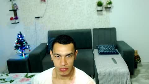 Snapshot of gilbert_marquez chatting on 12/24/24, 11:28 GILBERT online show from 12/24/24, 11:28