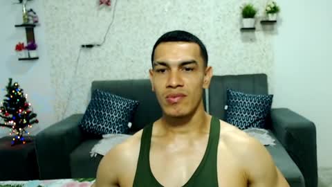 Snapshot of gilbert_marquez chatting on 12/29/24, 03:03 GILBERT online show from 12/29/24, 03:03