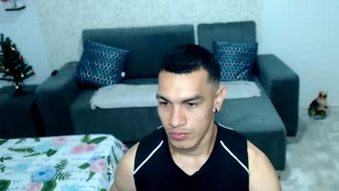 Snapshot of gilbert_marquez chatting on 12/31/24, 11:31 GILBERT online show from 12/31/24, 11:31