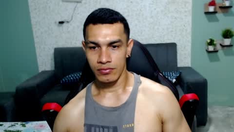 Snapshot of gilbert_marquez chatting on 01/07/25, 03:54 GILBERT online show from 01/07/25, 03:54