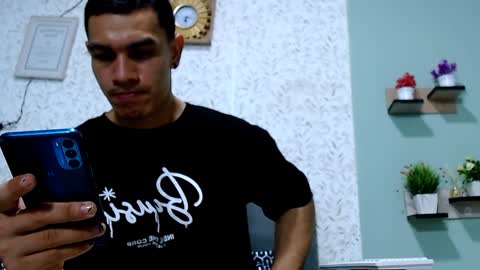 Snapshot of gilbert_marquez chatting on 01/20/25, 12:25 GILBERT online show from 01/20/25, 12:25