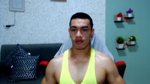 Snapshot of gilbert_marquez chatting on 01/21/25, 11:13 GILBERT online show from 01/21/25, 11:13