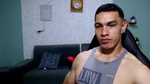 Snapshot of gilbert_marquez chatting on 01/23/25, 02:28 GILBERT online show from 01/23/25, 02:28