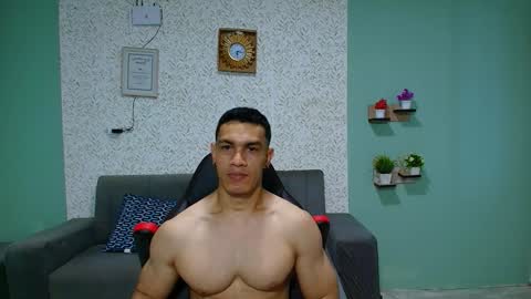 Snapshot of gilbert_marquez chatting on 01/23/25, 05:31 GILBERT online show from 01/23/25, 05:31