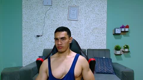 Snapshot of gilbert_marquez chatting on 01/29/25, 11:04 GILBERT online show from 01/29/25, 11:04