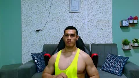 Snapshot of gilbert_marquez chatting on 01/30/25, 10:51 GILBERT online show from 01/30/25, 10:51