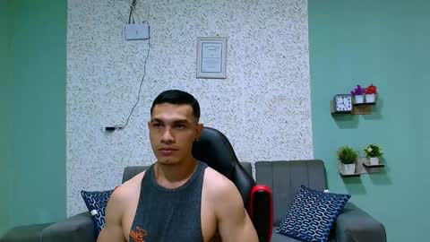 Snapshot of gilbert_marquez chatting on 01/31/25, 07:08 GILBERT online show from 01/31/25, 07:08