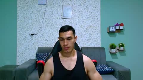 Snapshot of gilbert_marquez chatting on 02/05/25, 11:12 GILBERT online show from 02/05/25, 11:12