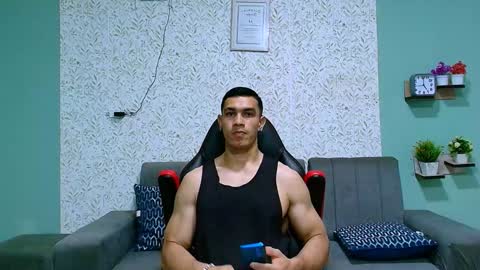 Snapshot of gilbert_marquez chatting on 02/05/25, 05:20 GILBERT online show from 02/05/25, 05:20