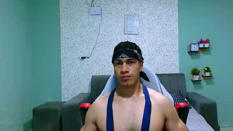 Snapshot of gilbert_marquez chatting on 02/11/25, 11:10 GILBERT online show from 02/11/25, 11:10