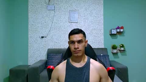 Snapshot of gilbert_marquez chatting on 02/14/25, 10:47 GILBERT online show from 02/14/25, 10:47