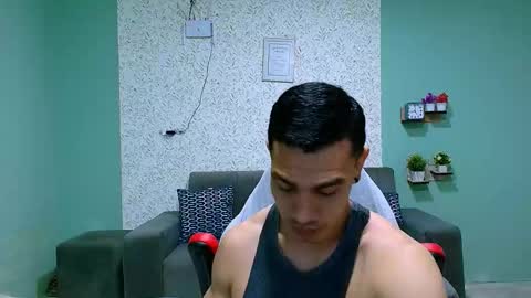 Snapshot of gilbert_marquez chatting on 02/19/25, 11:06 GILBERT online show from 02/19/25, 11:06