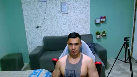 Snapshot of gilbert_marquez chatting on 02/22/25, 11:46 GILBERT online show from 02/22/25, 11:46