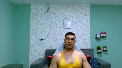 Snapshot of gilbert_marquez chatting on 02/23/25, 03:40 GILBERT online show from 02/23/25, 03:40