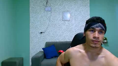 Snapshot of gilbert_marquez chatting on 02/27/25, 05:26 GILBERT online show from 02/27/25, 05:26