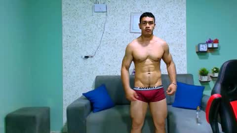 Snapshot of gilbert_marquez chatting on 03/05/25, 11:06 GILBERT online show from 03/05/25, 11:06