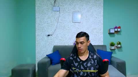 Snapshot of gilbert_marquez chatting on 03/06/25, 11:14 GILBERT online show from 03/06/25, 11:14