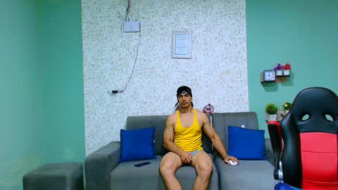 Snapshot of gilbert_marquez chatting on 03/07/25, 04:11 GILBERT online show from 03/07/25, 04:11