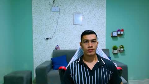 Snapshot of gilbert_marquez chatting on 03/11/25, 11:33 GILBERT online show from 03/11/25, 11:33