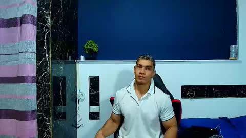 Snapshot of gilbert_marquez chatting on 09/09/25, 12:05 GILBERT online show from 09/09/25, 12:05