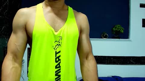 Snapshot of gilbert_marquez chatting on 09/17/25, 11:28 GILBERT online show from 09/17/25, 11:28