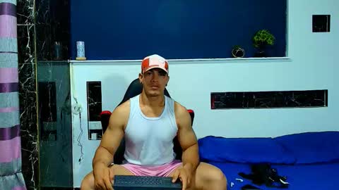 Snapshot of gilbert_marquez chatting on 09/29/25, 11:15 GILBERT online show from 09/29/25, 11:15