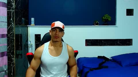 Snapshot of gilbert_marquez chatting on 10/03/25, 10:56 GILBERT online show from 10/03/25, 10:56