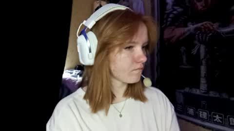 Snapshot of gilbertewillitzer chatting on 04/07/26, 05:08 Bella online show from 04/07/26, 05:08