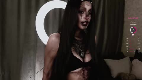 Snapshot of gildedkitten chatting on 10/31/25, 07:04 Stacy online show from 10/31/25, 07:04