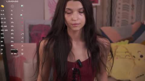 Snapshot of gimme_the_kiss chatting on 02/15/26, 08:02 Mia online show from 02/15/26, 08:02