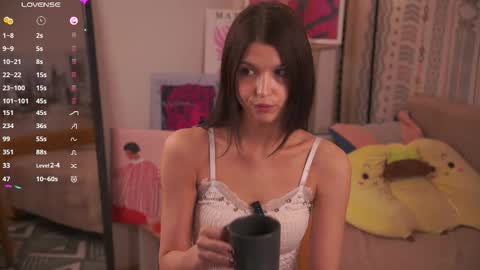 Snapshot of gimme_the_kiss chatting on 02/24/26, 08:01 Mia online show from 02/24/26, 08:01