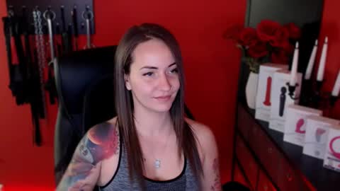 Snapshot of gina_hotlick chatting on 01/17/25, 05:08 gina_hotlick online show from 01/17/25, 05:08