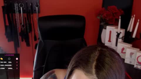 Snapshot of gina_hotlick chatting on 01/29/25, 11:09 gina_hotlick online show from 01/29/25, 11:09