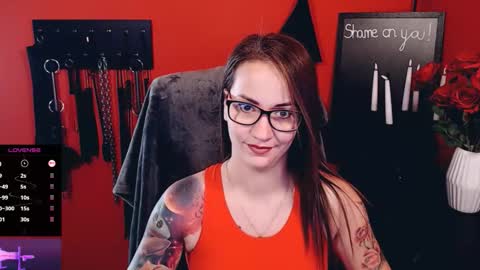 Snapshot of gina_hotlick chatting on 11/08/25, 08:36 gina_hotlick online show from 11/08/25, 08:36