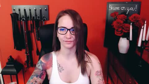 Snapshot of gina_hotlick chatting on 04/07/26, 04:13 gina_hotlick online show from 04/07/26, 04:13