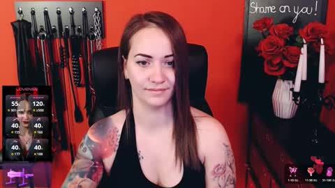 Snapshot of gina_hotlick chatting on 04/20/26, 03:31 gina_hotlick online show from 04/20/26, 03:31