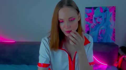 Gina online show from 09/12/25, 03:28