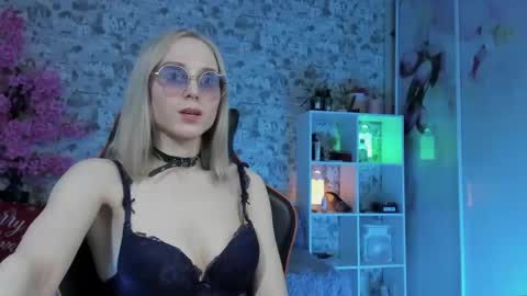 Gina online show from 03/27/26, 08:26