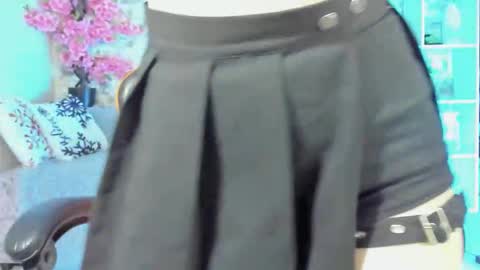 Gina online show from 05/03/26, 01:11